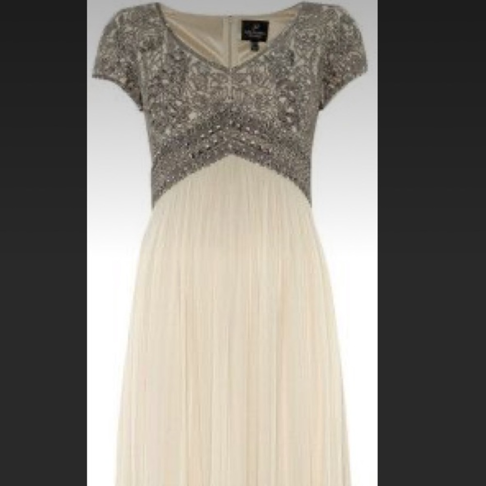 Adrianna Papell beaded top short sleeves V-neck long gown - Picture 9 of 10